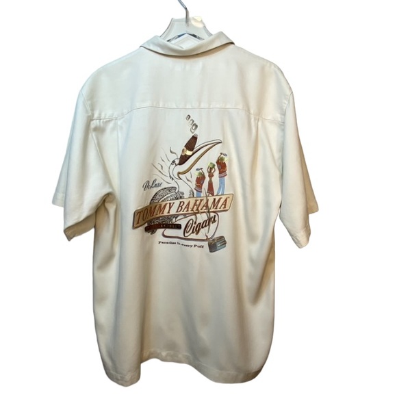 Tommy Bahama Other - Tommy Bahama Silk Short Sleeved Shirt Embroiled Pelican Cigars